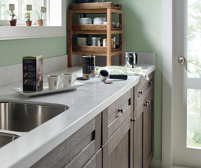 PureStyle cabinet designs for a fuss-free kitchen remodel